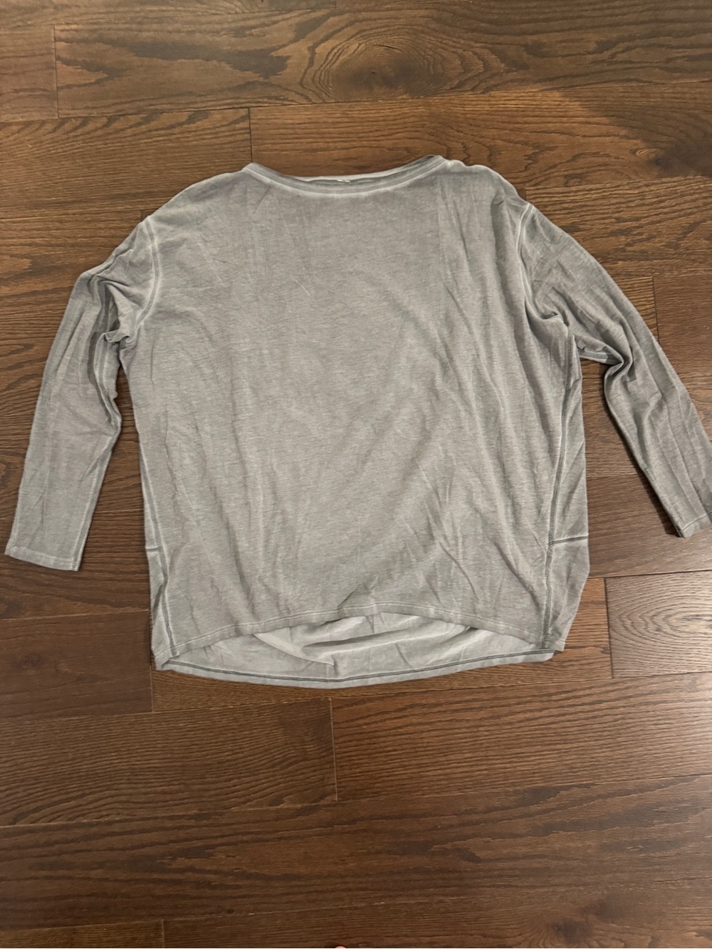 lululemon athletica Light Gray Long Sleeve Relaxed Top